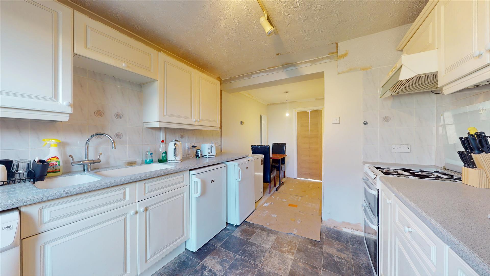 Dorchester Avenue, Bletchley, Milton Keynes
